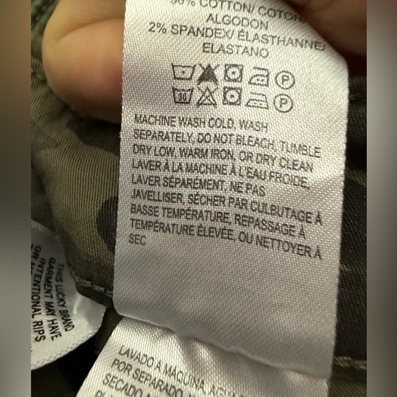 LUCKY BRAND Camo Cargo Pants - Picture 7 of 7